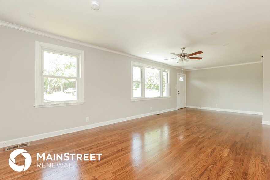 Building Photo - 606 Tuckahoe Dr
