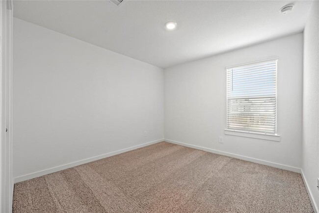 Building Photo - 3217 Rainwood Gate Dr
