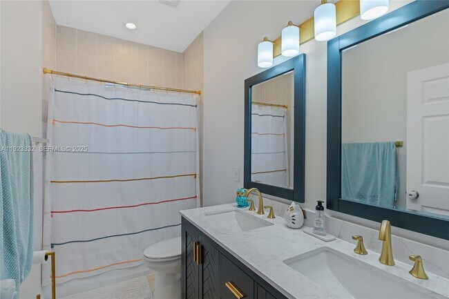 Building Photo - 396 NE 33rd Terrace