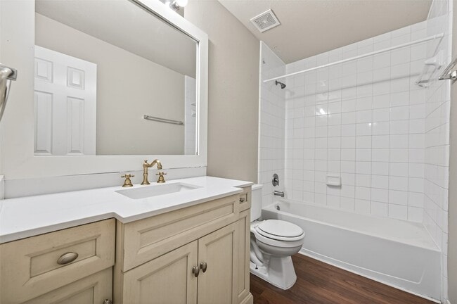 Building Photo - 2610 Argos Dr