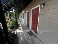 Building Photo - 1309 Hudson Ave