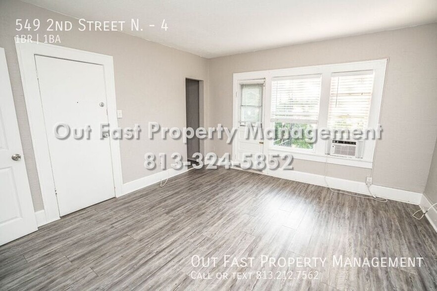 Building Photo - 549 2nd St N