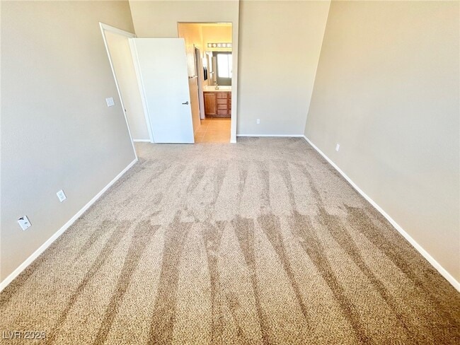 Building Photo - 206 Crown Imperial St