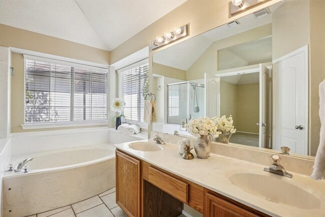 Building Photo - 2812 Little Elm Trail