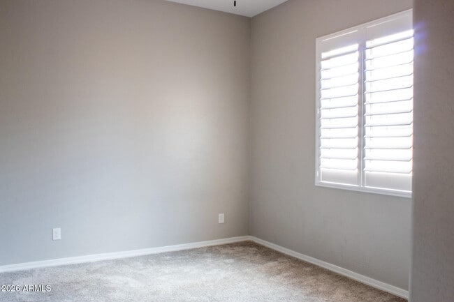 Building Photo - 594 S 174th Ave