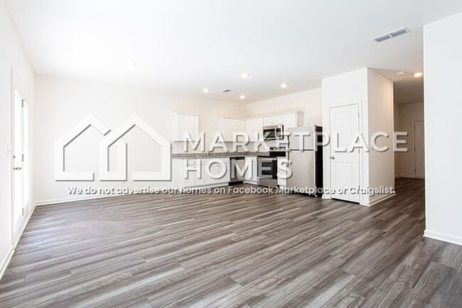 Building Photo - 308 Rydal Wy