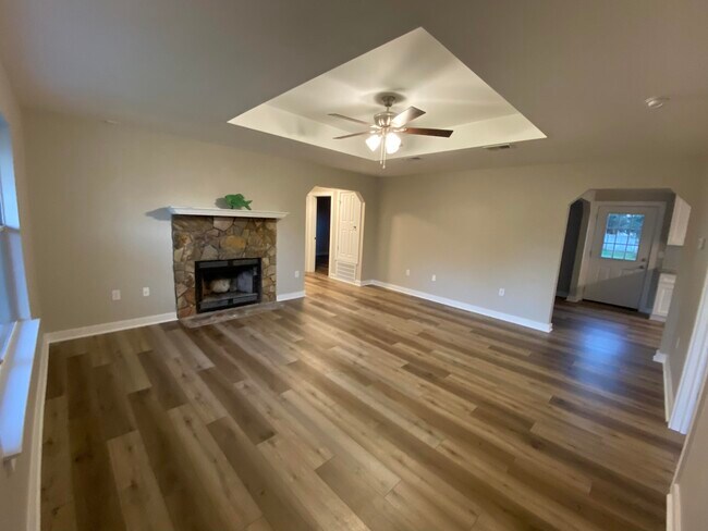 Building Photo - 2144 Casa De Oro St