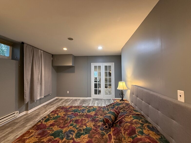 Building Photo - 131 Taylors Mills Rd