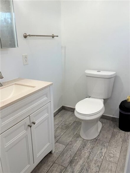 Building Photo - 55 Brown St