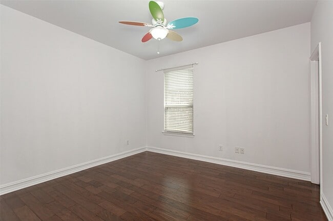 Building Photo - 1034 Blanco Drive