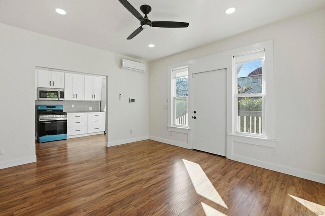 Building Photo - 312 Brookes Ave