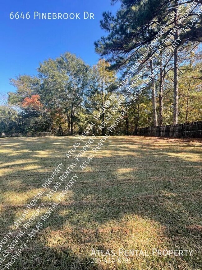 Building Photo - 6646 Pinebrook Dr