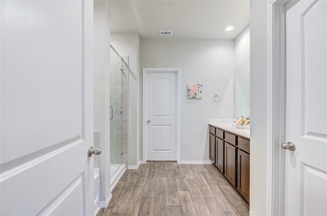 Building Photo - 4215 Fornari Ln