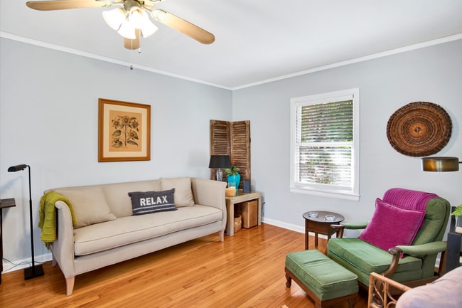 Building Photo - Vintage East Hill Mid-Century Home