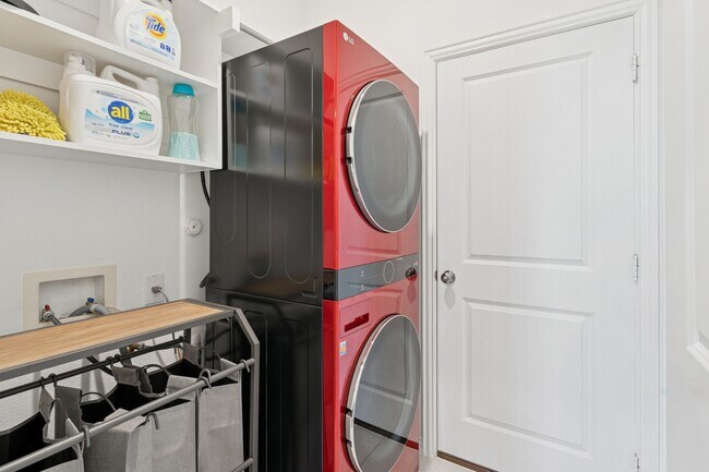 Building Photo - 4703 Kindred St