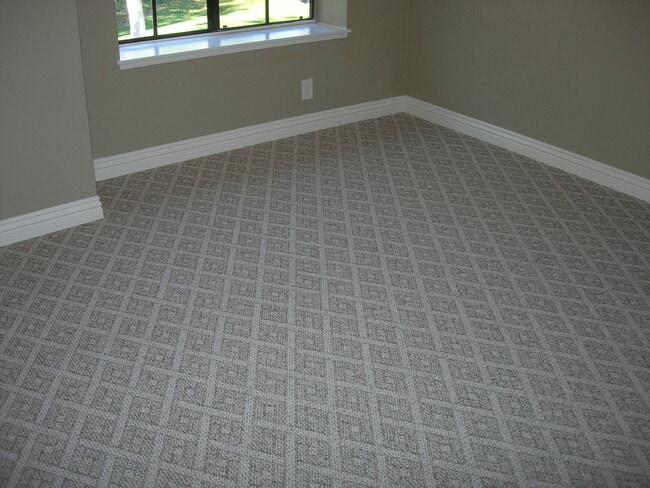 Building Photo - 711 Santa Rosa