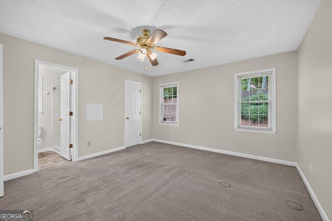 Building Photo - 129 Springbrook Dr