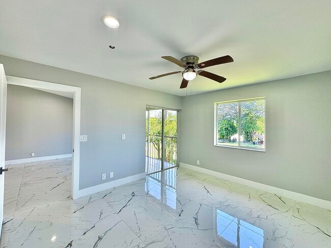 Building Photo - 340 NW 67th St