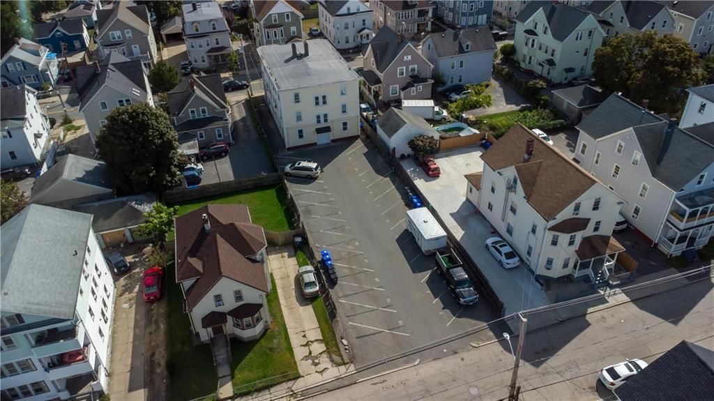 Building Photo - 109 Pocasset Ave