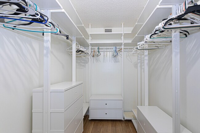 Building Photo - 6500 NW 2nd Ave