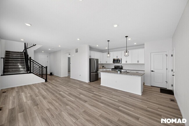 Building Photo - 5204 N Elk St