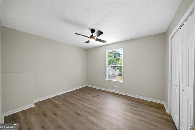 Building Photo - 103 Farmington Dr