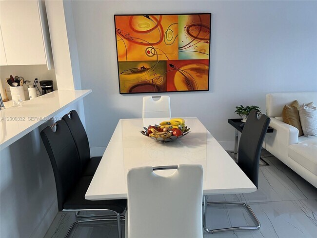 Building Photo - 6545 Indian Creek Dr