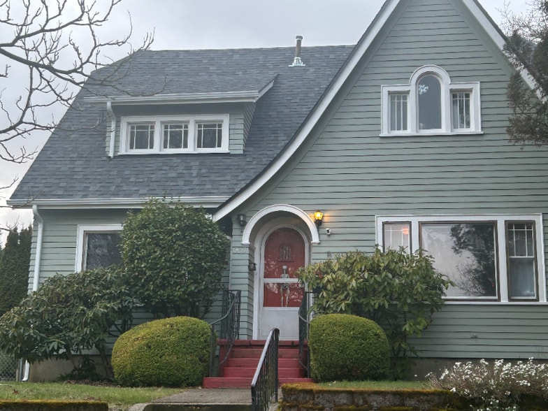 Primary Photo - 920 S Grant Ave
