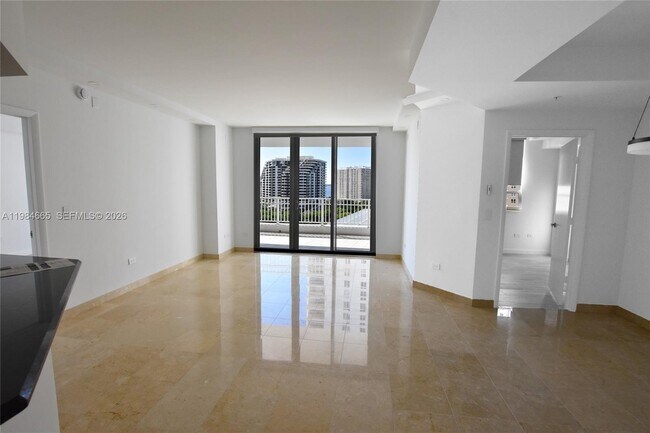 Building Photo - 801 Brickell Key Blvd