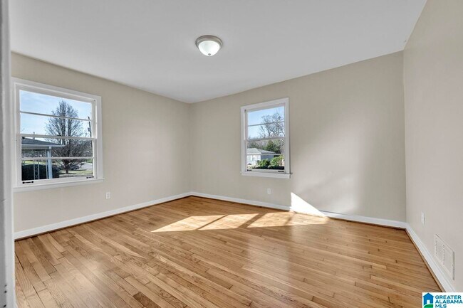 Building Photo - 101 23rd Terrace NW