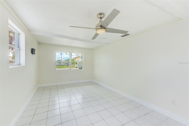 Building Photo - 178 175th Ave E