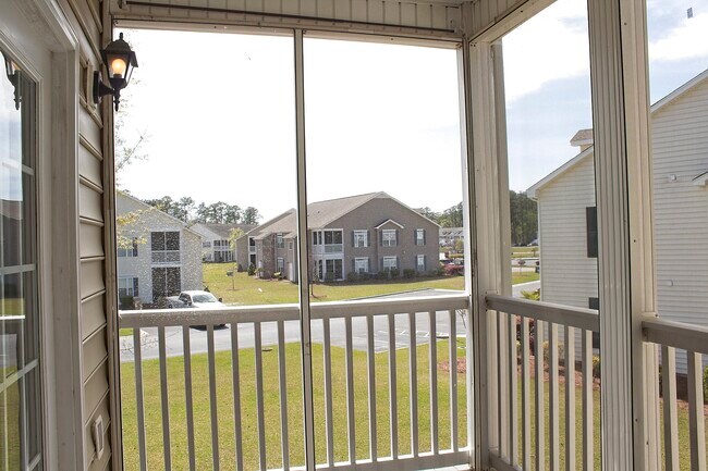 Building Photo - 401 Mahogany Dr