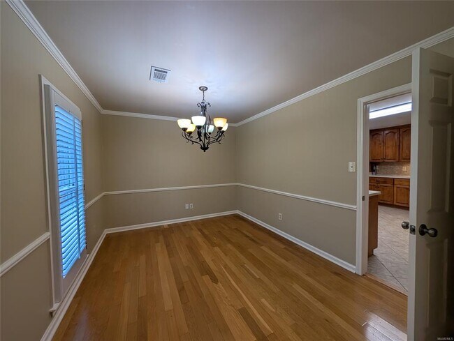 Building Photo - 111 Arrowhead Dr