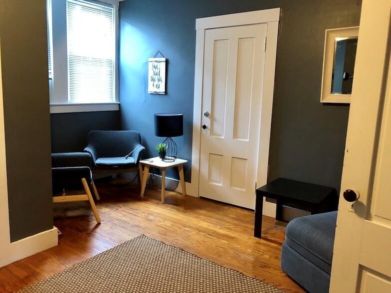 Building Photo - 96 Rhode Island Ave