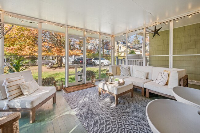 Building Photo - 258 Ridgewood Ave