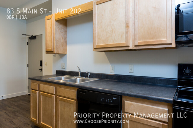 Building Photo - Stylish Urban Loft Unit 202, Downtown Harr...