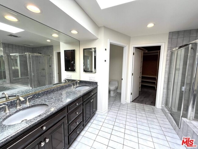 Building Photo - 13431 Java Dr
