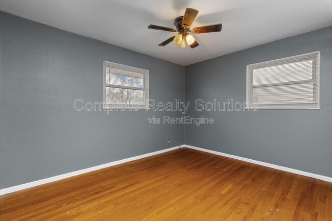 Building Photo - 135 Dundee Cir