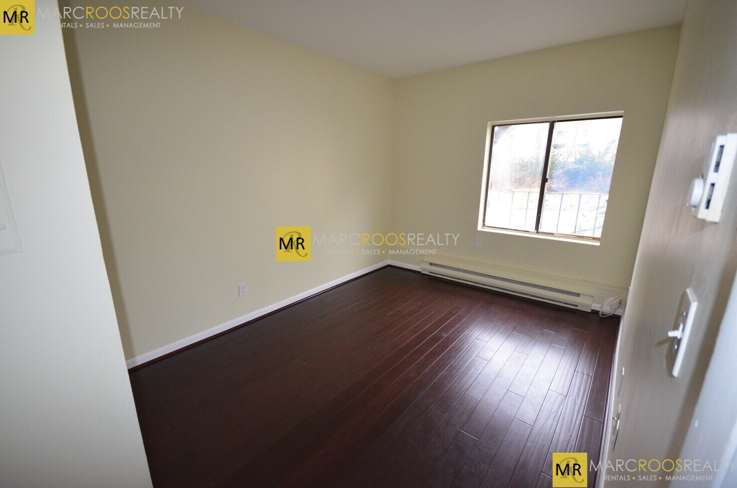 Building Photo - 138 Marginal St