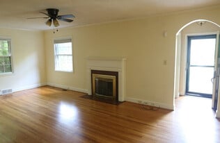 Building Photo - 1005 Arnette Avenue