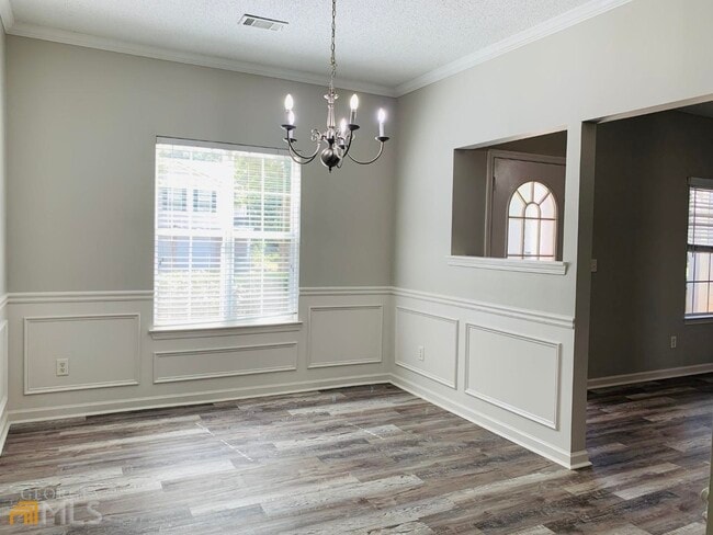 Building Photo - 221 Southwind Ln