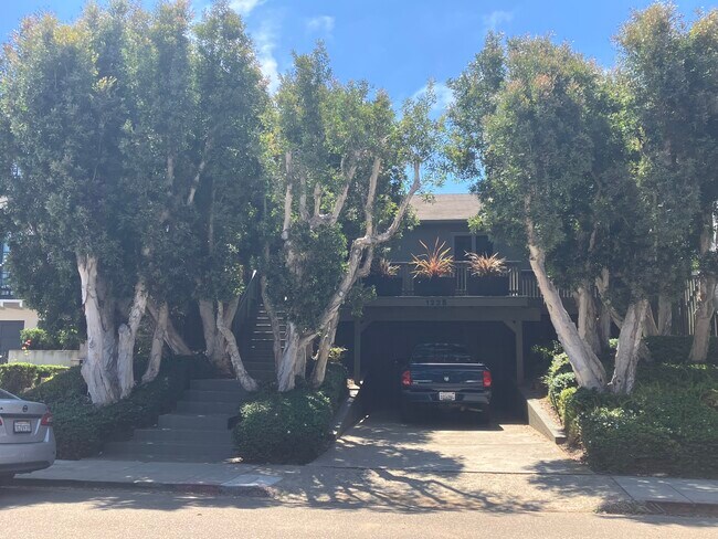 Building Photo - 1225 Silverado St
