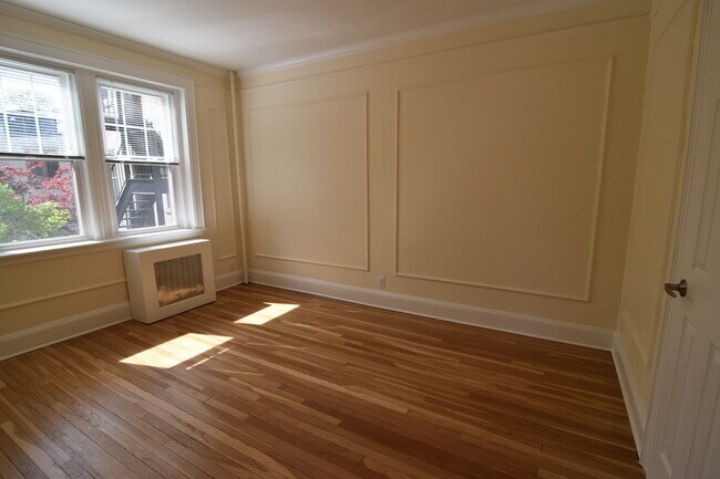 Building Photo - 100 Kilsyth Rd