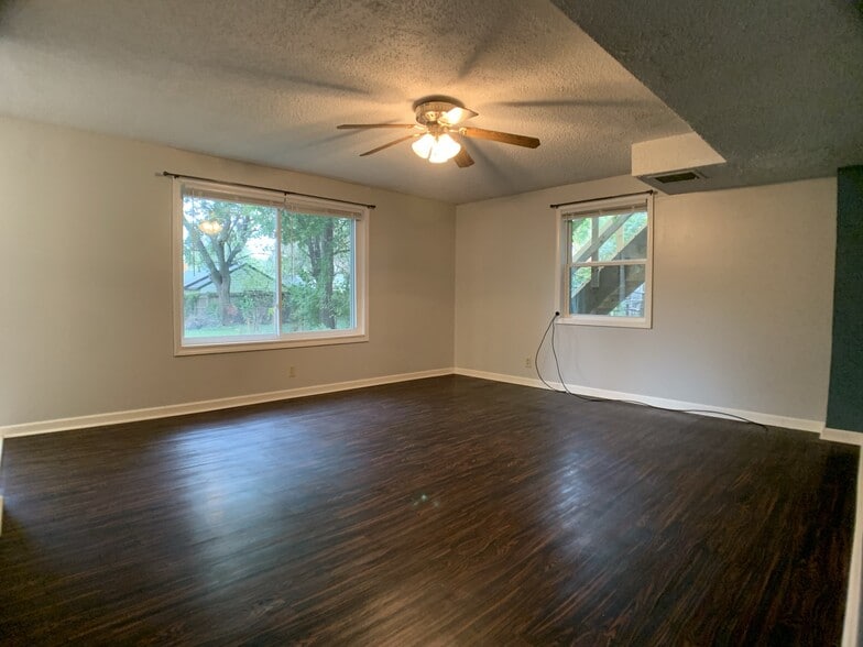 Building Photo - 1014 66th St