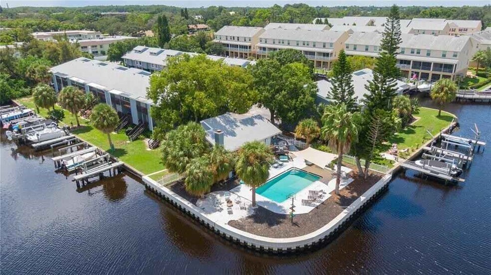 Building Photo - 200 Meres Blvd