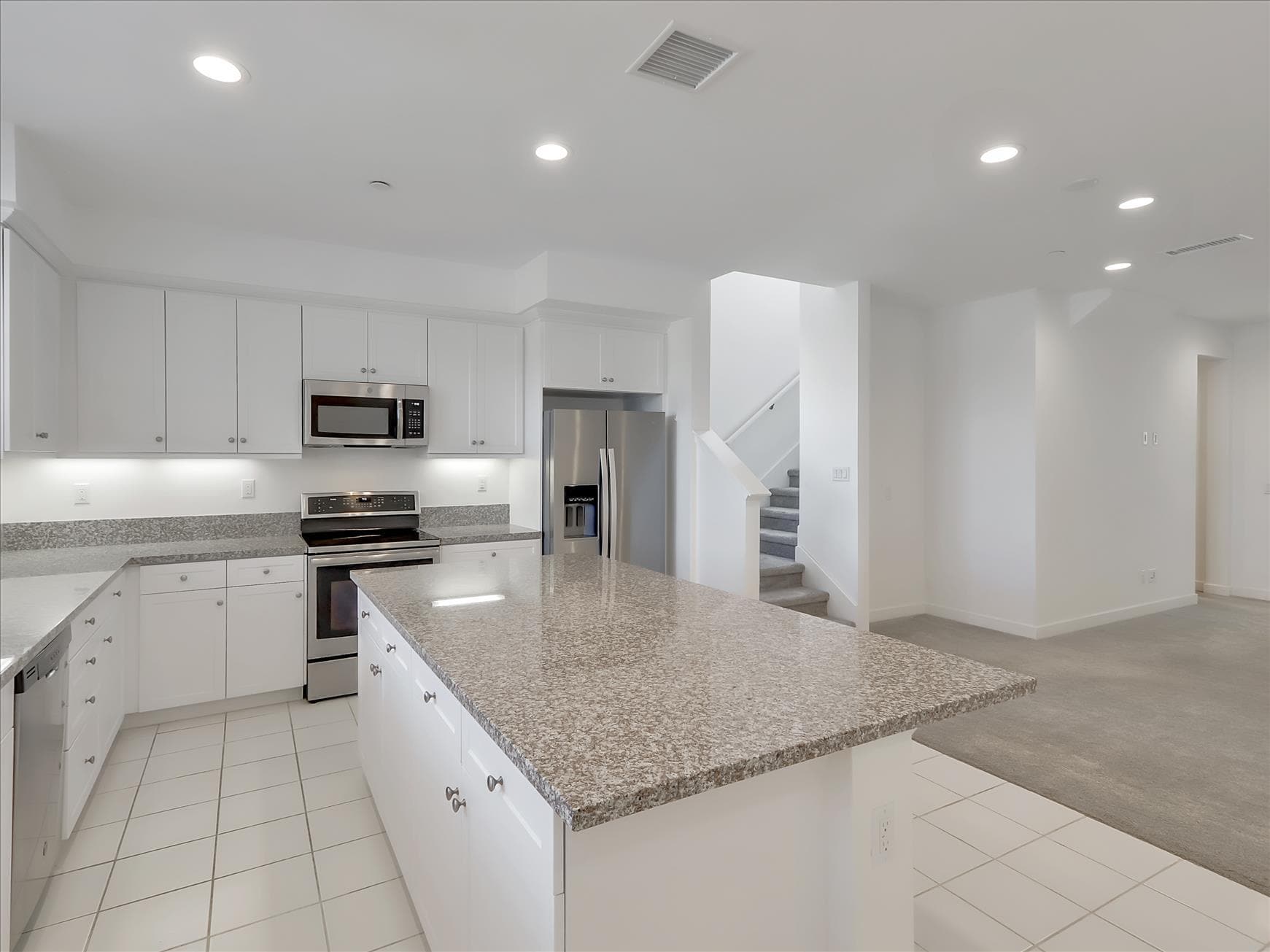 Building Photo - 1452 N Harbor Blvd