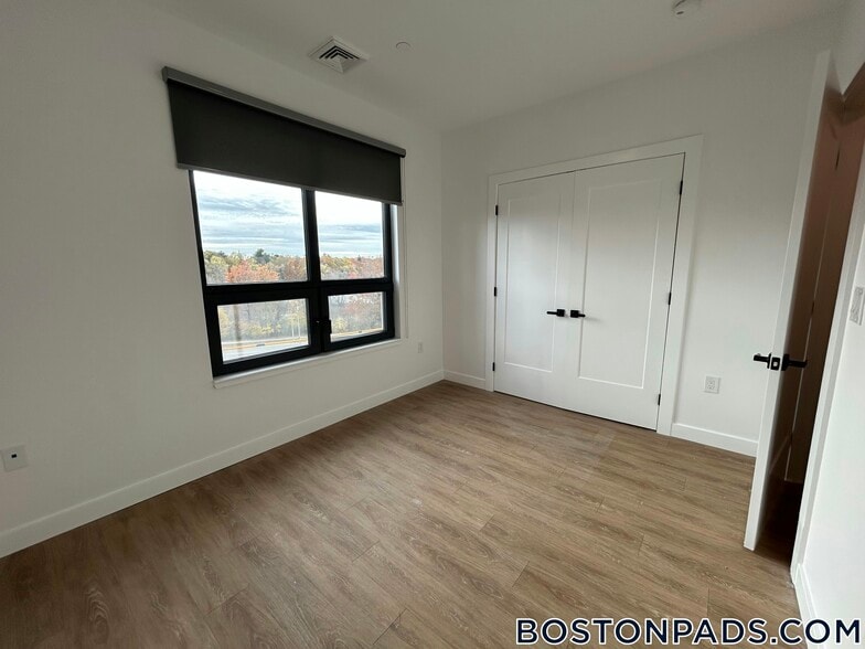 Building Photo - 199 Gardner St