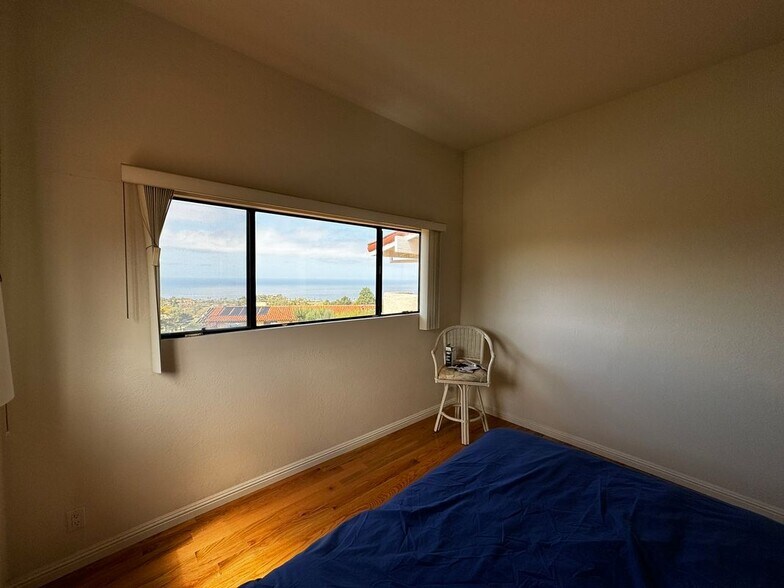 Building Photo - 1213 Via Zumaya