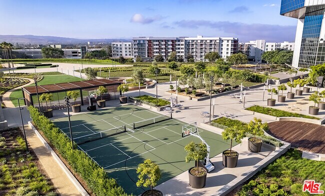 Building Photo - 3141 Michelson Dr