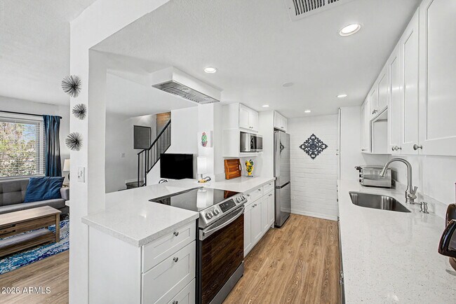 Building Photo - 4158 N 81st St